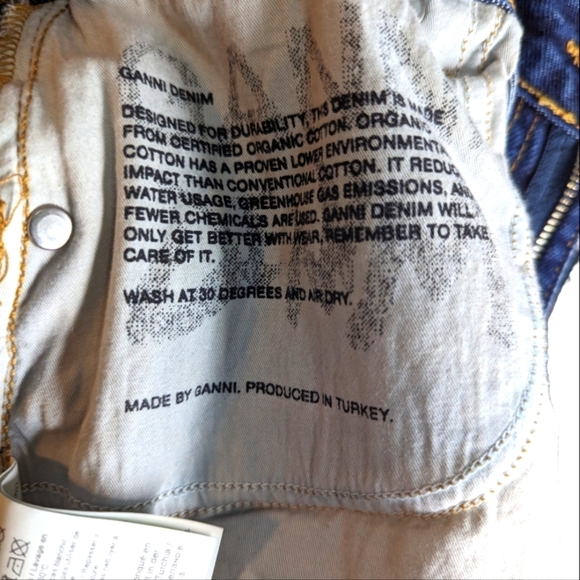 NEW..Ganni Betzy Slim Flare High Rise Jeans...Size 31 - Picture 10 of 10